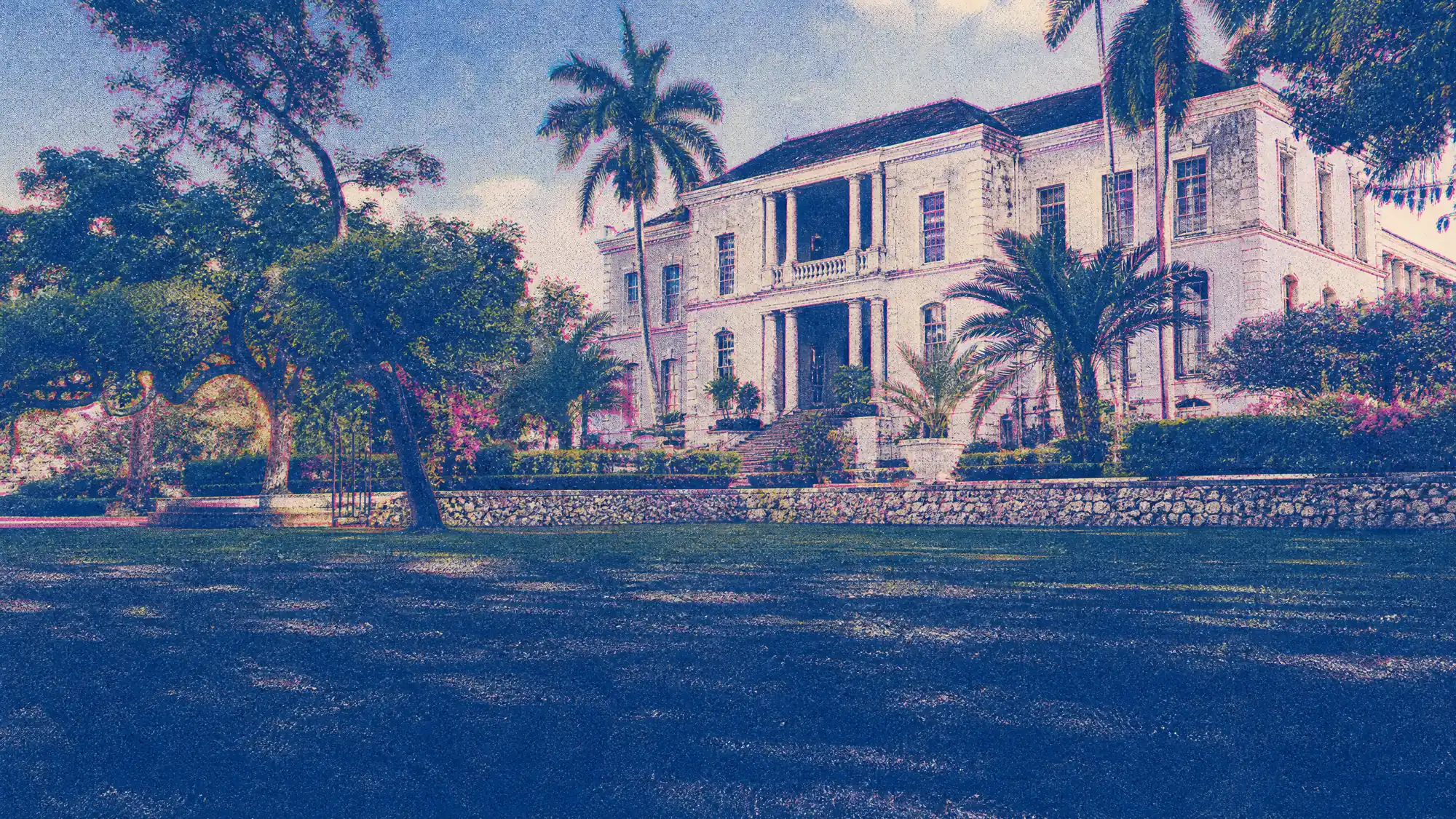 Entdecken Sie das Anwesen von Jamaikas erstem schwarzen Millionär aus dem 19. Jahrhundert. Besichtigen Sie das historische Herrenhaus und genießen Sie das berühmte Eis auf dem 11 Acres großen Gelände.